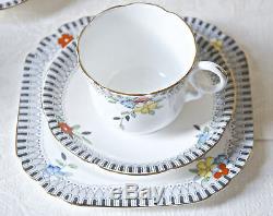 18 pcs TEA COFFEE SET. Vintage Art Deco English bone china. Family dining party