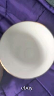 Beautiful Vintage Queen Anne Bone China Tea/Coffee Set 18 Piece boxed