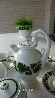 Coffee service Meissen wine leaves with gooshen handle, centerpiece and 4 blankets