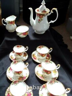 Country Roses Beautiful Vintage 15 Piece Coffee Set Stunning