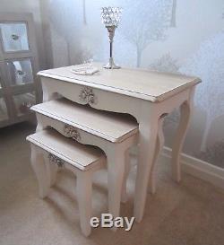 Cream Nest of Tables set of 3 Vintage Shabby Chic Lamp Table coffee table Lounge