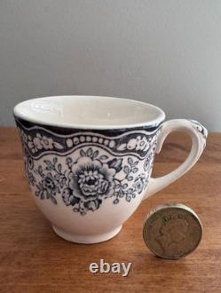 Crown Ducal'Bristol' Blue & W Tea/Coffee Vintage Ironstone 1930s 8 Duos
