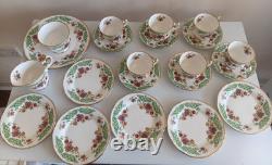 Elizabethan Patt Dovedale complete vintage fine bine china set 21 pieces