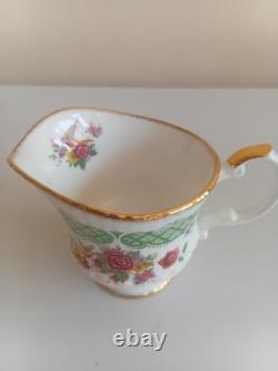 Elizabethan Patt Dovedale complete vintage fine bine china set 21 pieces