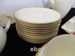 Eschenbach Bavaria Germany 40 Piece Tea / Coffee Set White With A Gold Rim