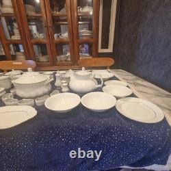 Immaculate Vintage Chodziez Polish Porcelain Dinner & Tea Service. 49 Pieces