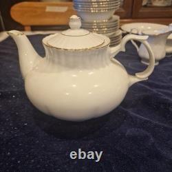 Immaculate Vintage Chodziez Polish Porcelain Dinner & Tea Service. 49 Pieces