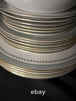 Rare Vintage Royal Doulton Berkshire Dinner Set For 6