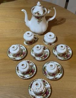 Royal Albert Old Country Roses Bone China 15 Piece Coffee Set