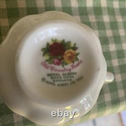 Royal Albert'Old Country Roses' Coffee Set for 6 People 1st Quality 1974-1980
