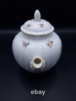 Royal Worcester White Roanoke Tea Set for 6 People-1st Quality