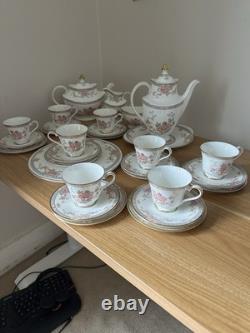 Royal doulton Canton 1977 Tea Set With Coffee Pot