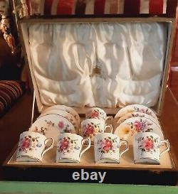 Super Vintage Royal Crown Derby Posies Pattern Silk Padded Boxed Coffee Set