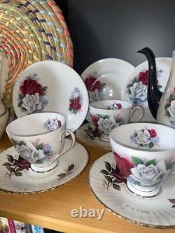 True VTG Bone China Coffee Set Teacups Saucer Plates Jug Bowl Antique Rose Trios