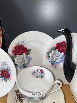 True VTG Bone China Coffee Set Teacups Saucer Plates Jug Bowl Antique Rose Trios