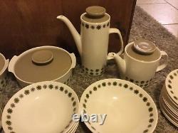 VINTAGE J AND G MEAKIN DINNER, COFFEE AND TEA SET, retro, collectable