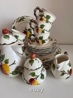Villeroy & Boch Ma Pomme Vintage 21 Piece Coffee Set Made in Germany