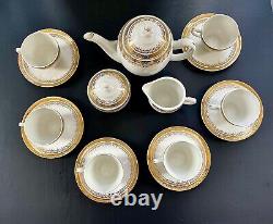 Vintage 1960s Wloclawek Porcelain Coffee Tea Set in white/gold