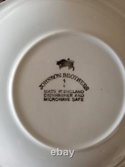 Vintage Johnson Bros 32 Piece Dinner/tea/coffee Set