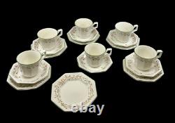 Vintage Johnson Bros Eternal Beau 46 Piece Dinner/tea/coffee Set Eb4