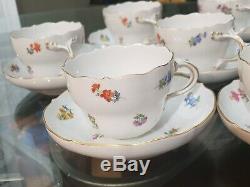 Vintage MEISSEN Handpainted Scattered Flowers Teacup Coffee Cup & Saucers 7 Sets