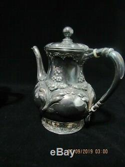 Vintage Quadruple Wilcox Silverplate Co Repousse 5 piece Tea/Coffee Set
