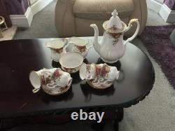 Vintage Royal Albert Old Country Roses Coffee Set 16 Piece Perfect Condition