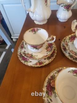 Vintage Royal Albert Old Country Roses Tea And Coffee Set (Absolutely Lovely)
