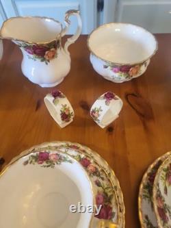 Vintage Royal Albert Old Country Roses Tea And Coffee Set (Absolutely Lovely)