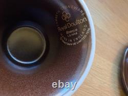 Vintage Royal Doulton Basque Lambethware collection of 21 pieces