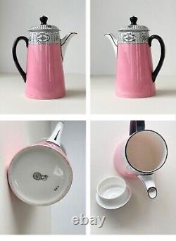 Vintage Royal Doulton Coffee Set. 5 cups. 5 saucers. 1 cream jar. 1 sugar pot. H562