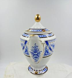 Vintage Sorelle Fine Porcelain 20 Piece Tea/Coffee Set Blue Gold Floral Design