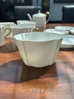 Vintage Wedgwood England Bone China Art Deco Tea Coffee Set Gold Handle Cups Pot