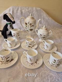 Vintage Wedgwood Wakefield Bone China 15-Piece Coffee Set, Made in England