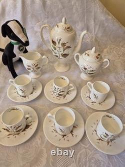 Vintage Wedgwood Wakefield Bone China 15-Piece Coffee Set, Made in England