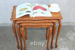 Vintage set of 3 Florentine Italy side tables Nest tables Elegant coffee tables