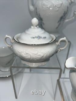 15 pièces ensemble de porcelaine Wawel Vtg fabriqué en Pologne tasses et soucoupes florales violettes sucrier crémier.