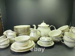Belle Bohême Vintage Royal Ivoire Tchécoslovaquie Tea/cafee Set Coupes Thé Pot