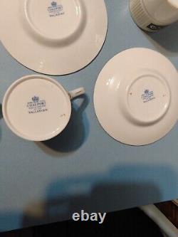 Cafetières en porcelaine de Chine Coalport de collection à motif Palladian x 8