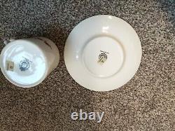 Coffret de tasses à café et soucoupes Royal Worcester en condition inutilisée vintage