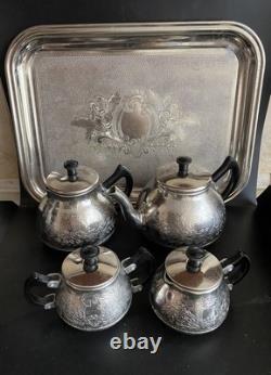 ENSEMBLE DE THÉ/CAFÉ VINTAGE AVEC PLATEAU ET 4 PIÈCES DE THÉ/CAFÉ, POT À LAIT, SUCRIER URSS