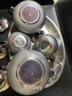 ENSEMBLE DE THÉ/CAFÉ VINTAGE DE 5 PIÈCES: THÉIÈRE, CAFETIÈRE, POT À LAIT, SUCRIER ET PLATEAU URSS