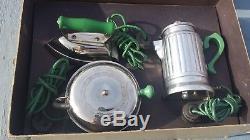 Ensemble De Jouets Pour Enfants De Percolateur Électrique De Fer À Gaufre Vintage Dover Avec Boîte