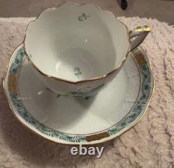 Ensemble VTG de 5 tasses à café et sous-tasses Herend Hongrie Apponyi vert forme Osier doré