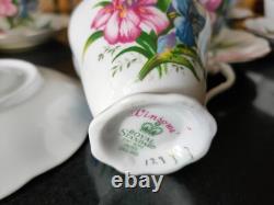 Ensemble Vintage de Six Tasses et Soucoupes Fleurs d'Iris Porcelaine Fine Thé Café Royal Standard