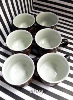 Ensemble à café Denby Arabesque, vintage des années 1970. Une cafetière avec six tasses et sous-tasses.