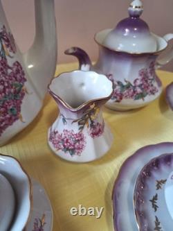 Ensemble à café vintage russe ukrainien ? Beau design lilas violet