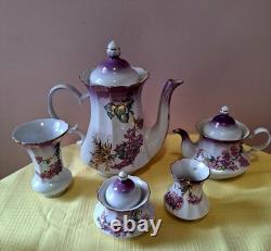 Ensemble à café vintage russe ukrainien ? Beau design lilas violet