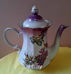 Ensemble à café vintage russe ukrainien ? Beau design lilas violet