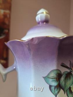 Ensemble à café vintage russe ukrainien ? Beau design lilas violet